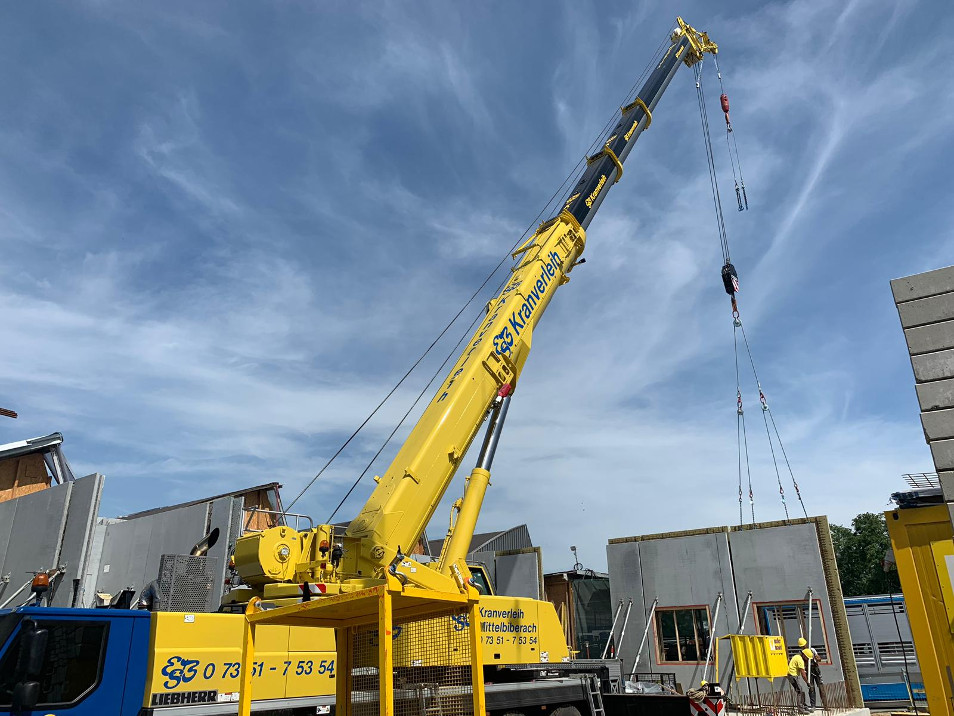 100 Tonner im 2-Winden-Betrieb 100 Tonner im 2-Winden-Betrieb
